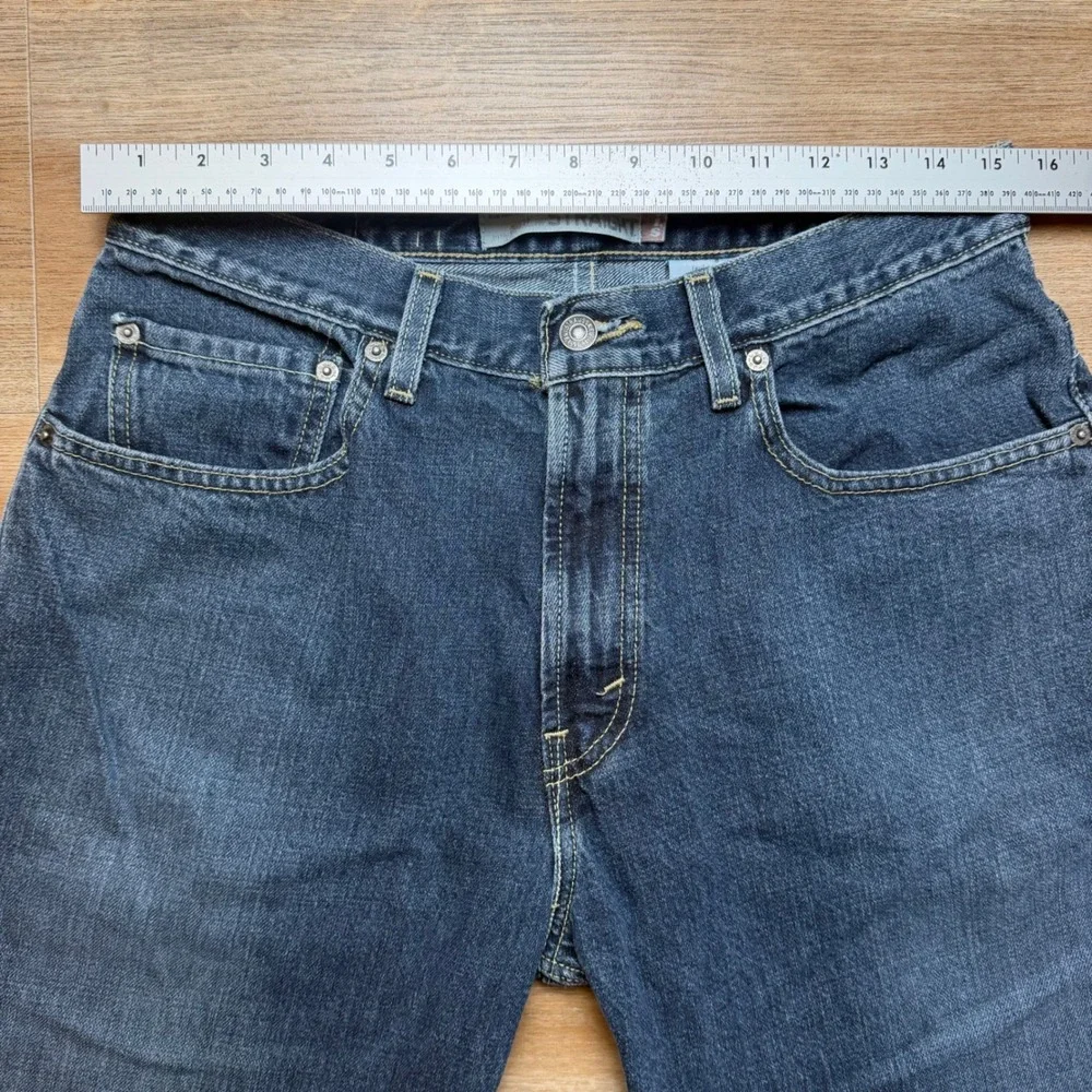 Levis levi 569